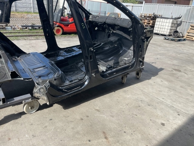 фото №1, Поріг блок двигуна правий audi q5 8r 13r