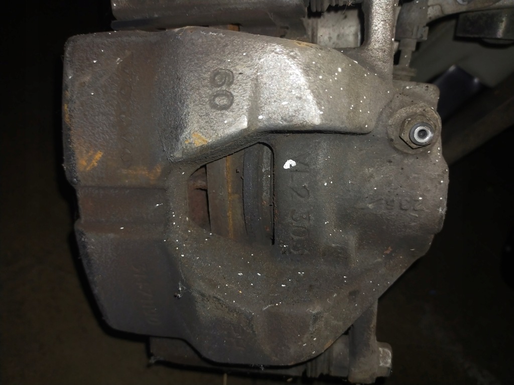 фото №8, Volvo xc40 19- поворотный кулак правая суппорт амортизатор