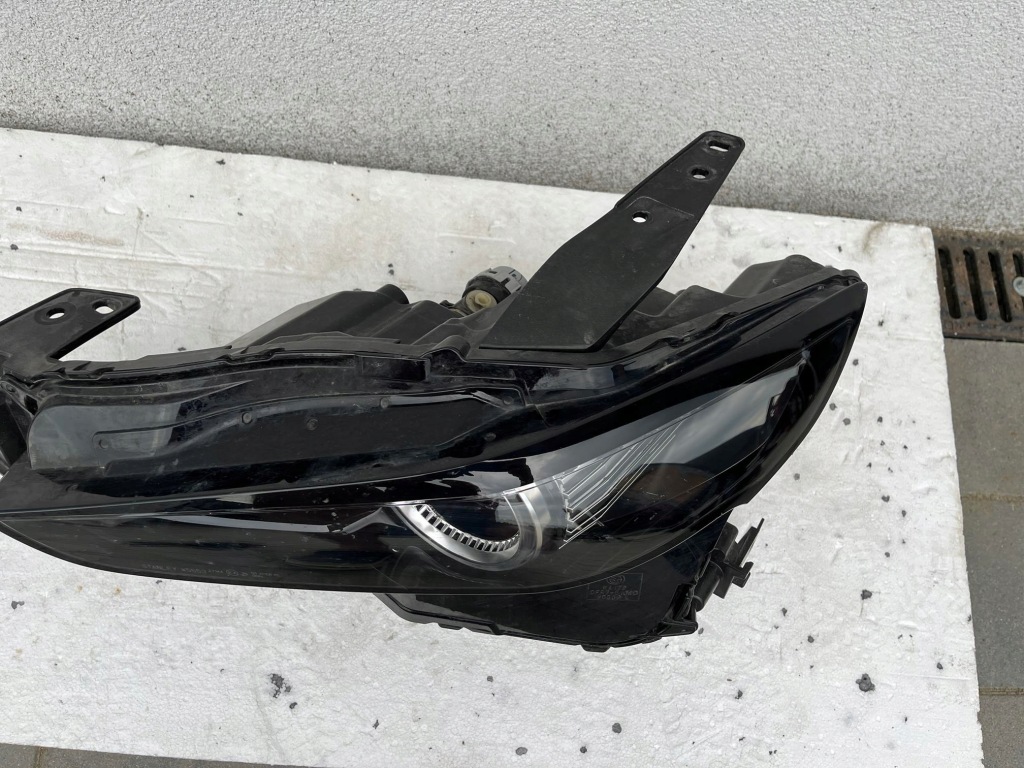 Фара правый  левая mazda cx30 cx-30 full led Доставка