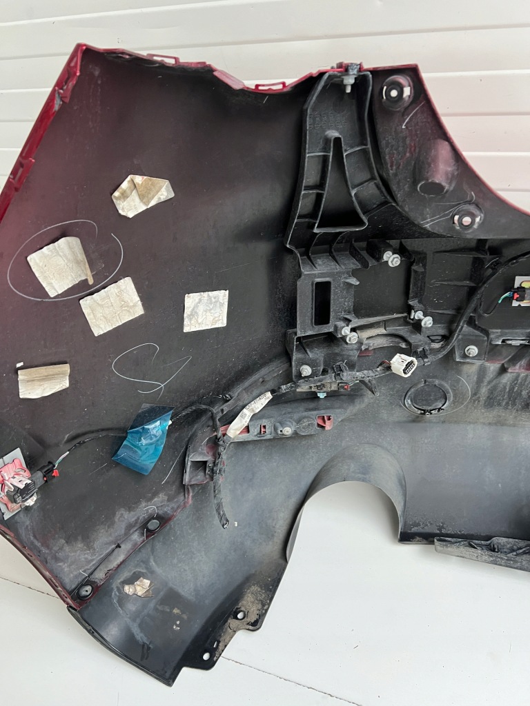 Бампер задний задняя mazda 3 iv 4 6-pdc камера в Украине