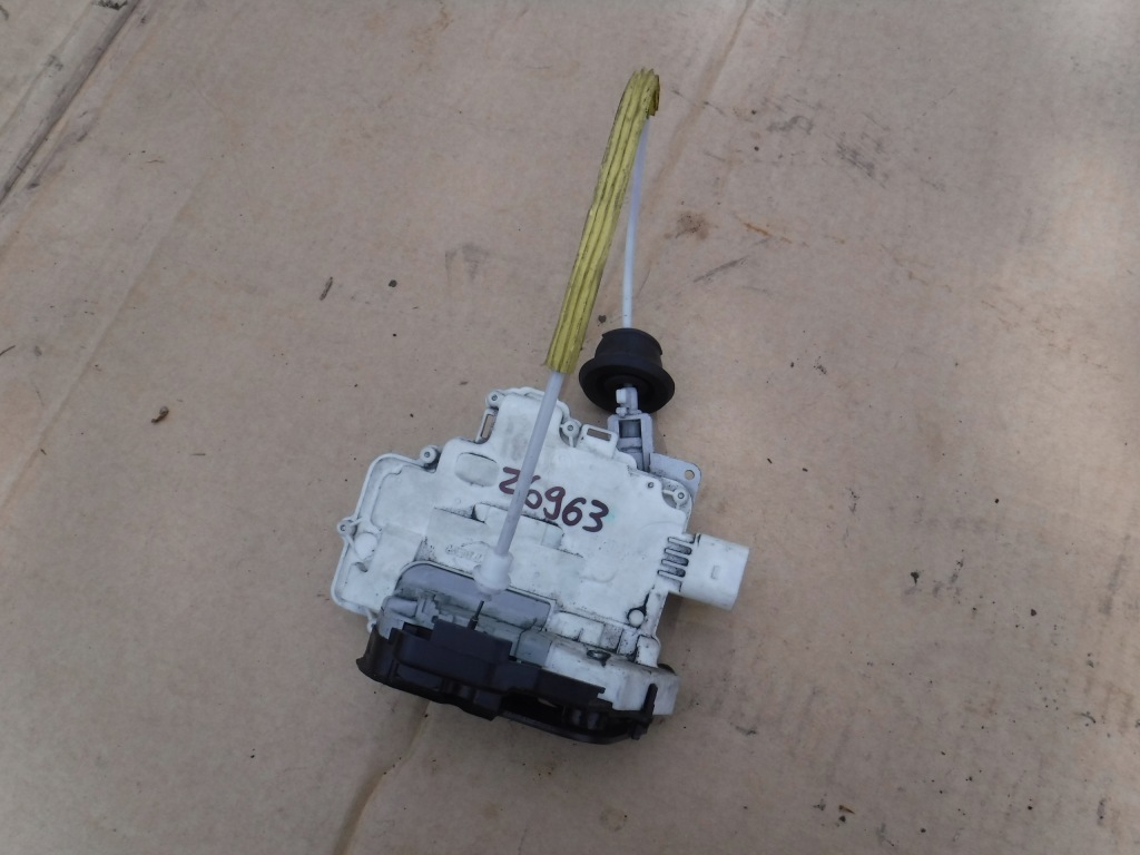 фото №1, Замок дверь правый задняя audi a4 b7 8e0839016aa