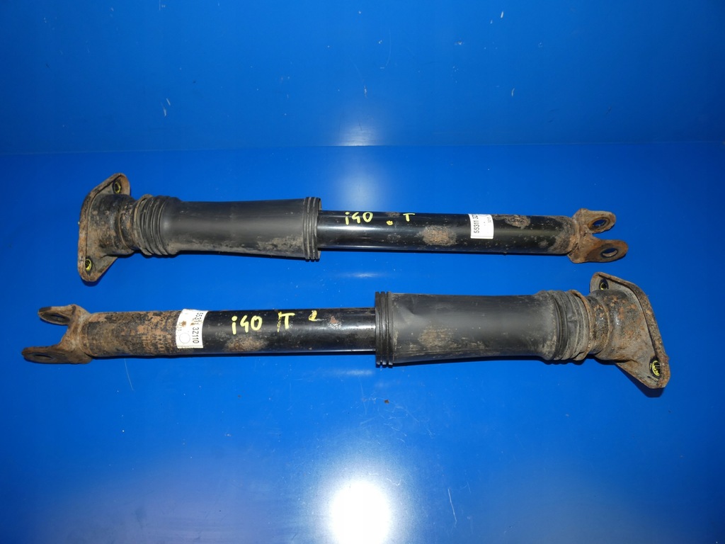 фото №1, Hyundai i40 амортизатор левый задняя задний