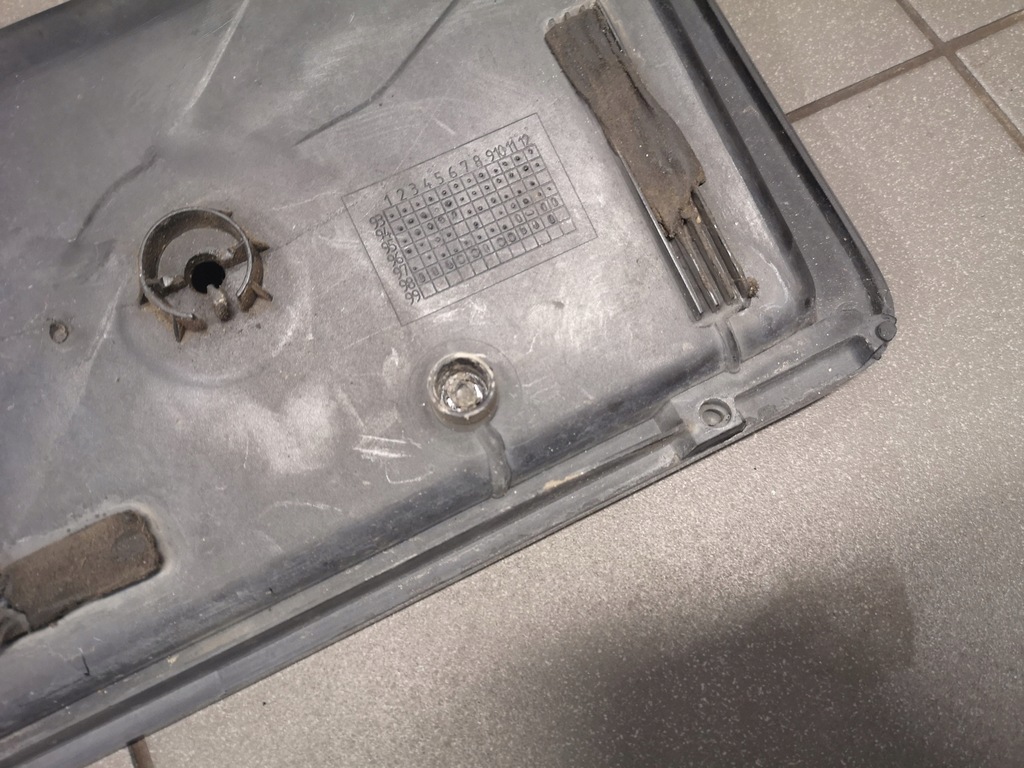 фото №10, Накладка кришки багажника audi a8 d2 4d0853465b