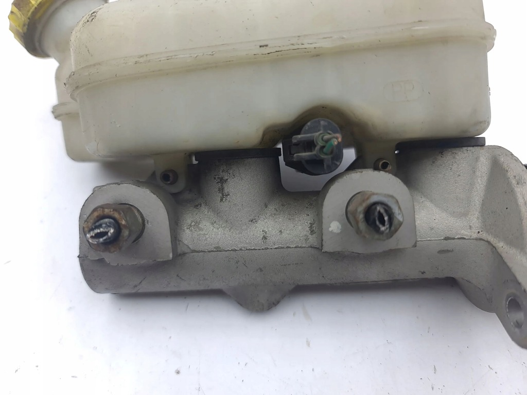 фото №9, Chrysler voyager 2006 главный цилиндр тормоза