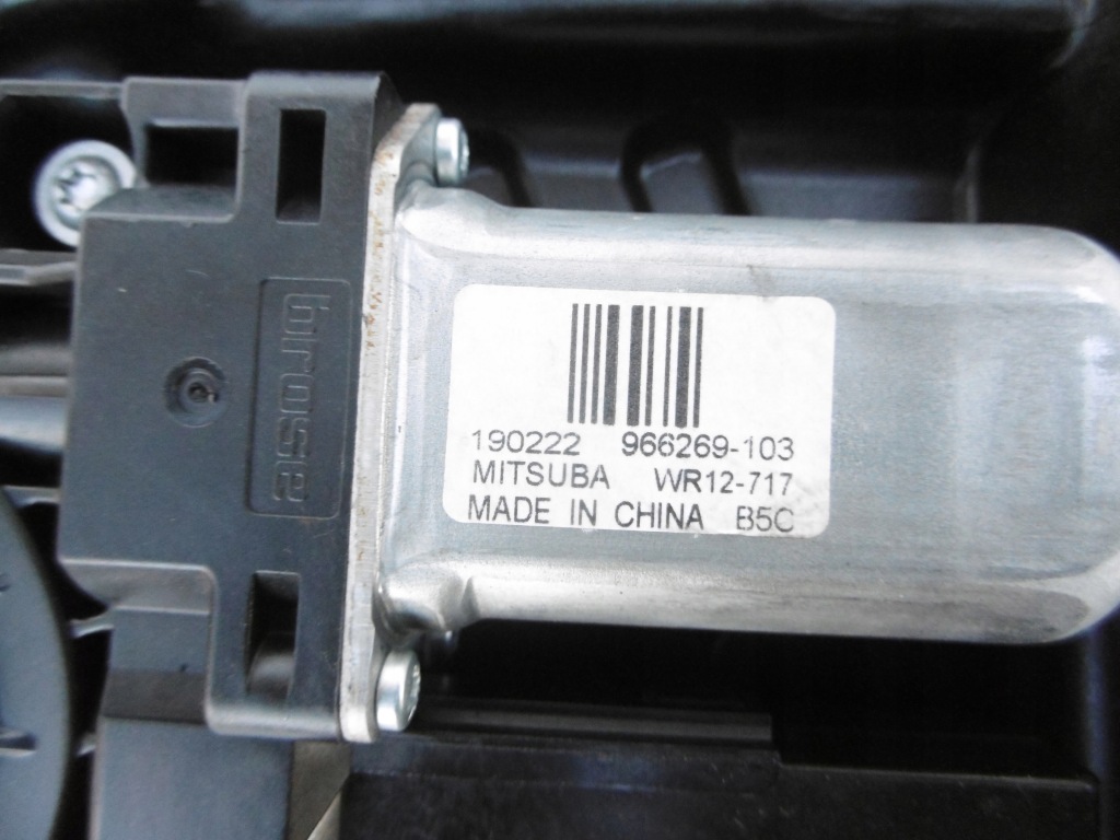 фото №10, Подъемник стекло правый перед s60 iii v60 ii 18-