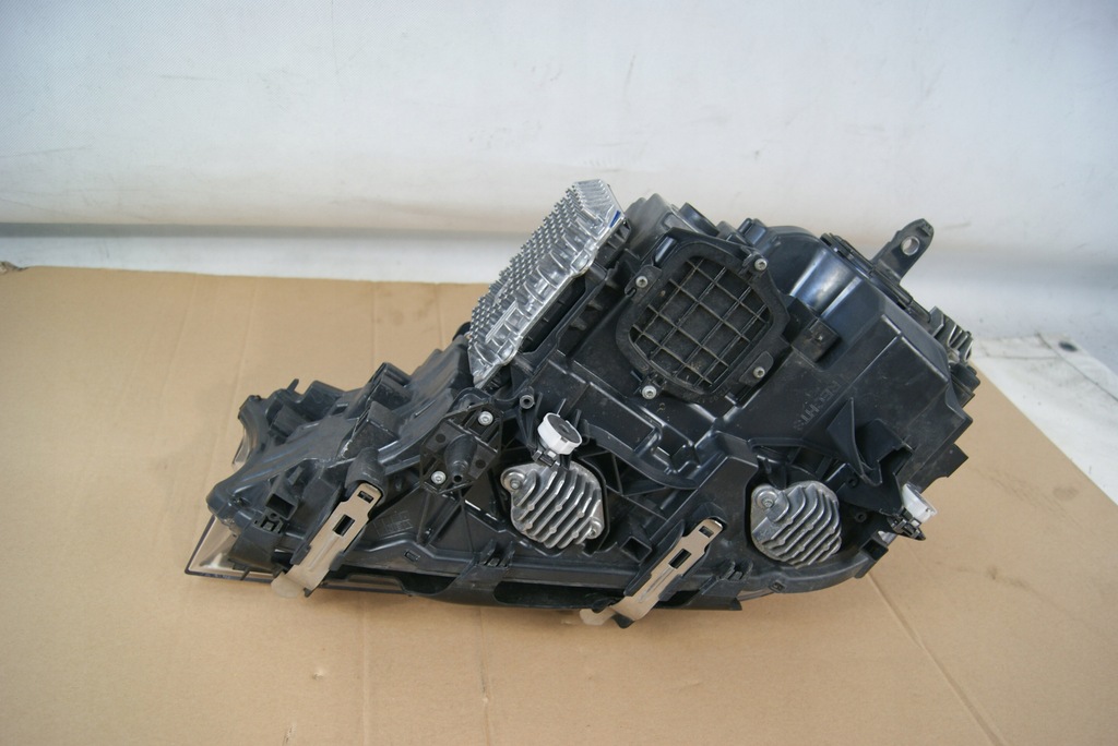 фото №12, Комплектная лампа перед laser bmw g11 g12 7483912