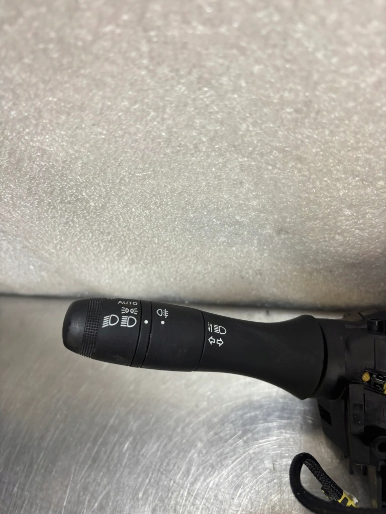 фото №2, Перемикач комбінований стрічка renault clio v 5 captur ii 2 255678675r