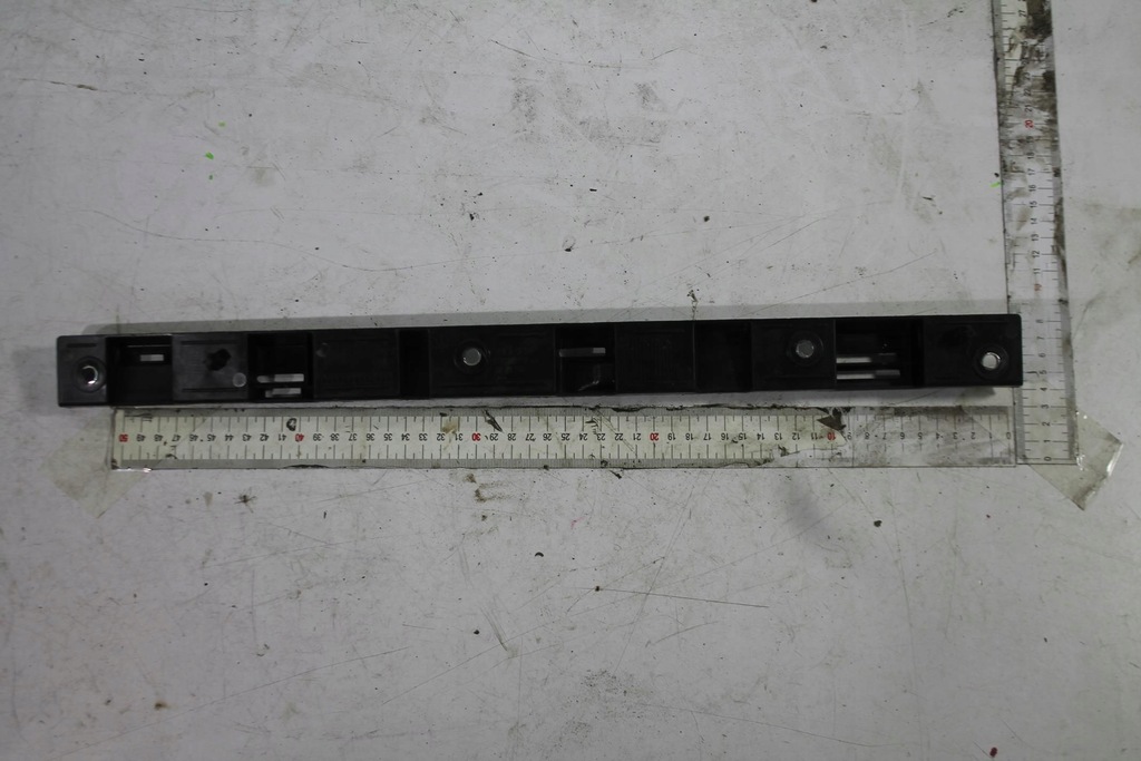 фото №1, Напрямна поріг лівий 670032479 maserati levante 16-