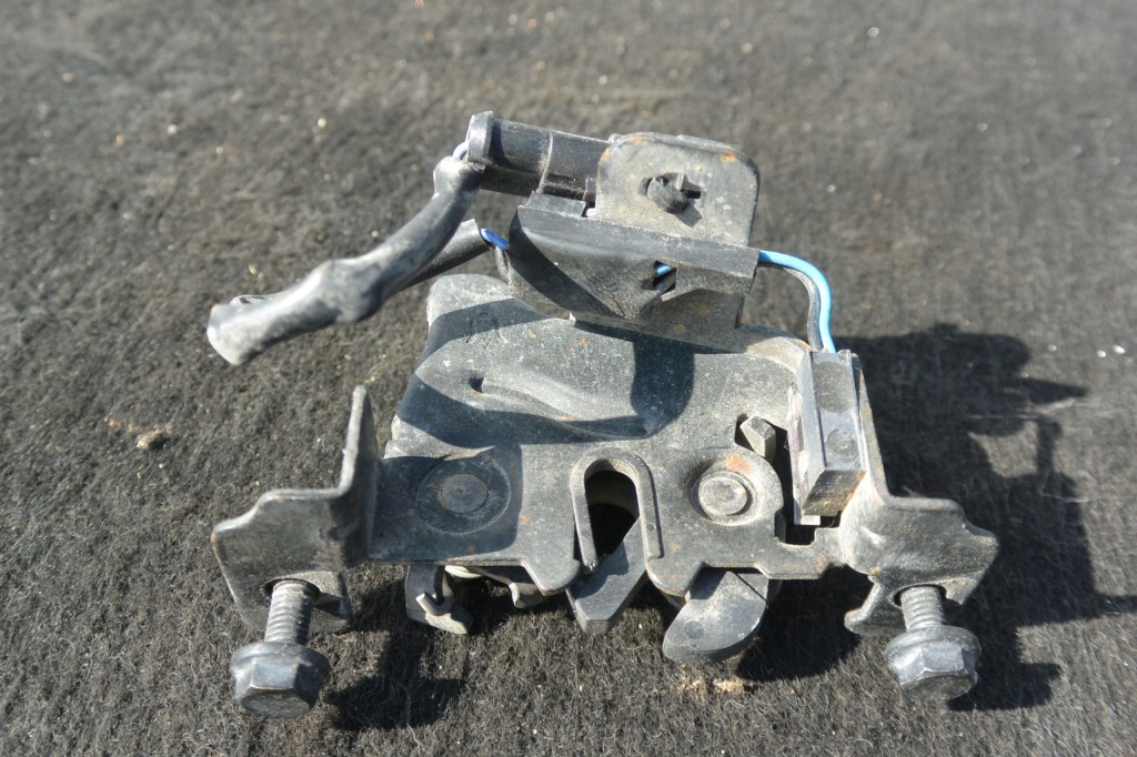 фото №3, Замок капот оригінал maserati ghibli iii