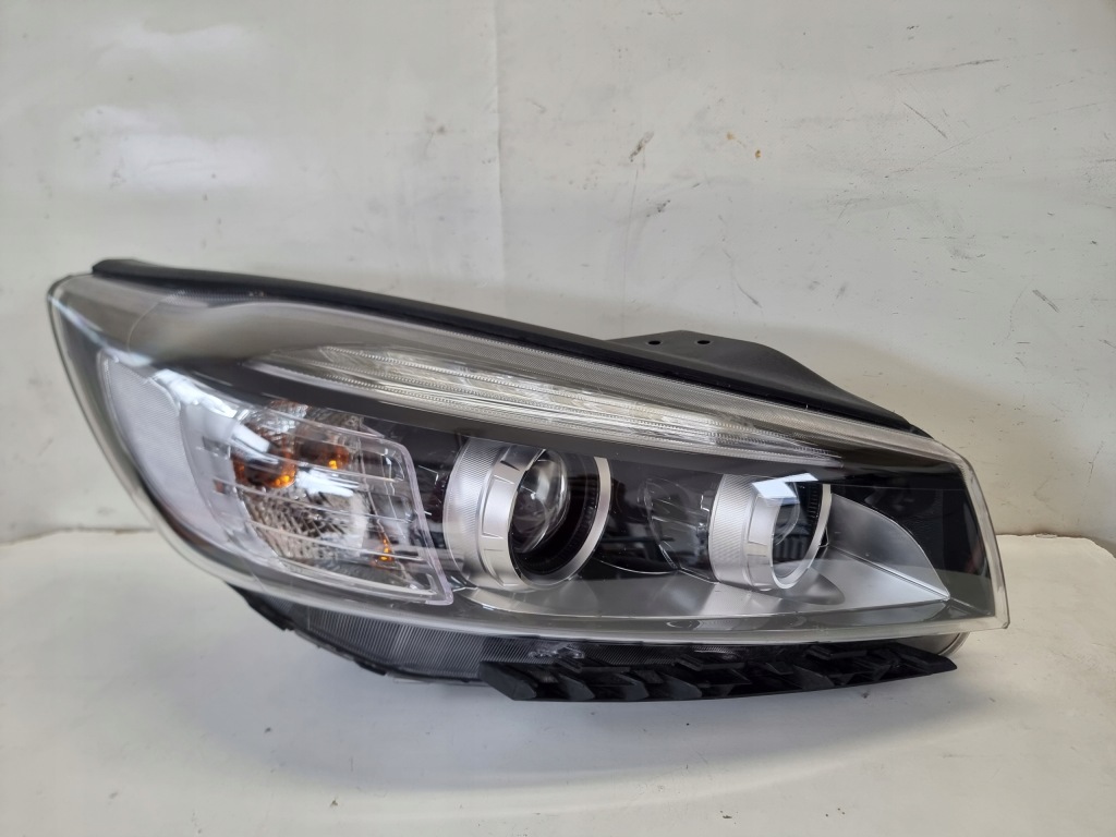 фото №1, Kia sorento iii 3 лампа передняя правая ксенон