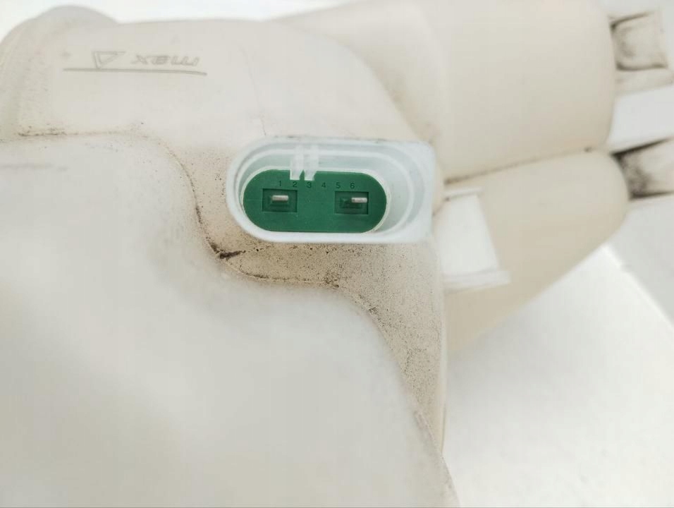 фото №6, Porsche panamera 971 2018 бак расширительный охлаждающая жидкость 971121407