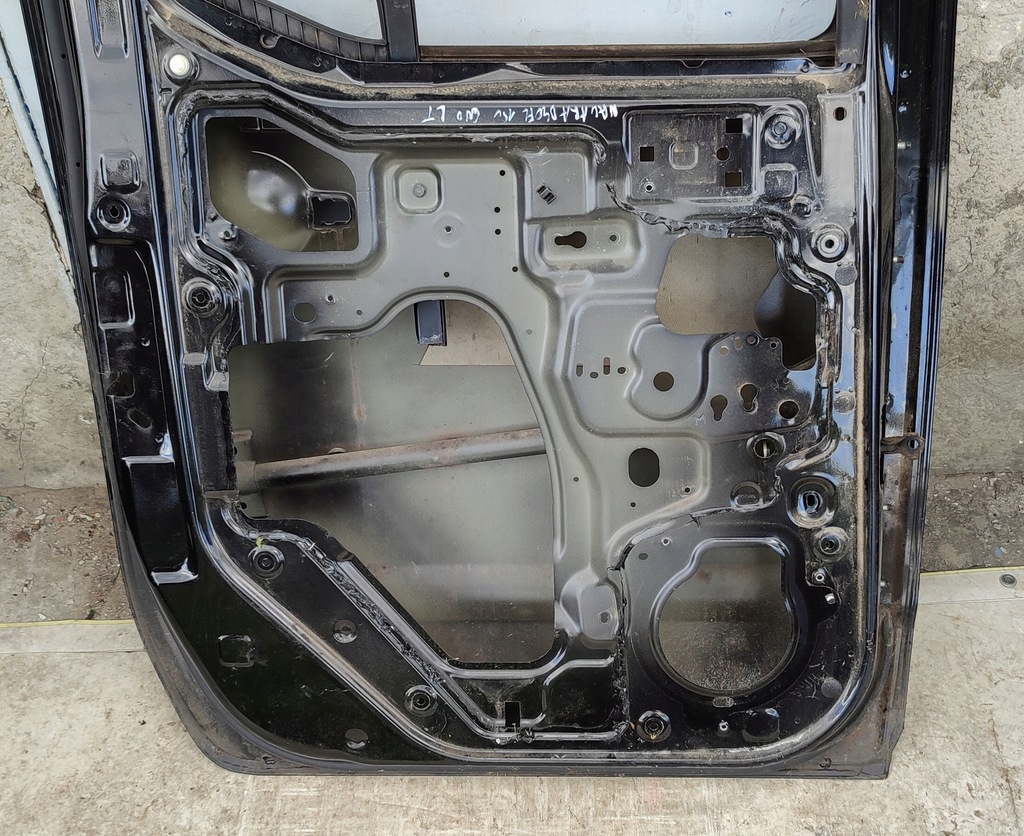 фото №8, Nissan navara d40 lift 15r двері лівий задня лак gn0