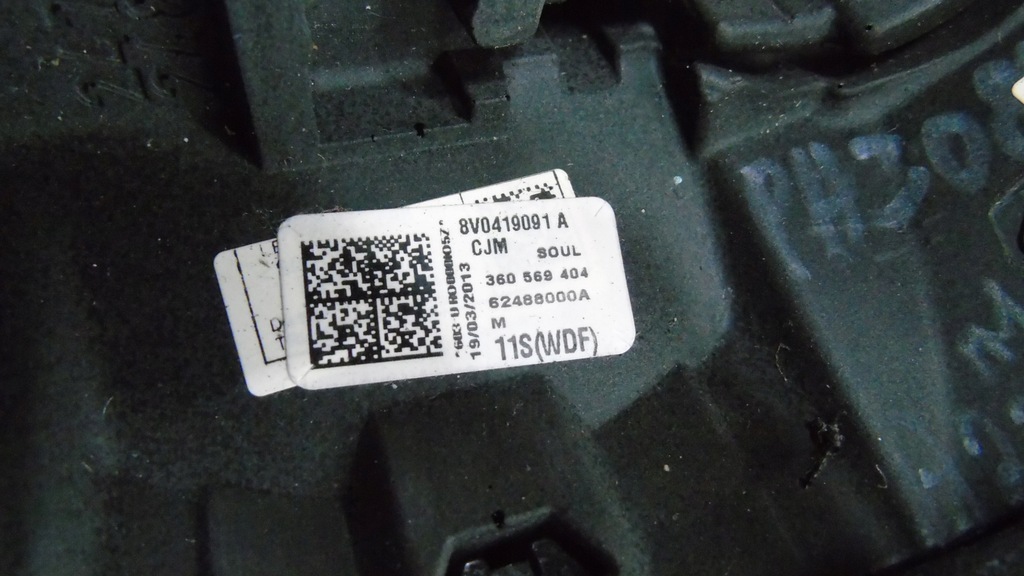 фото №12, Воздуховод кожа мультифункция audi a3 8v 8v0419091a