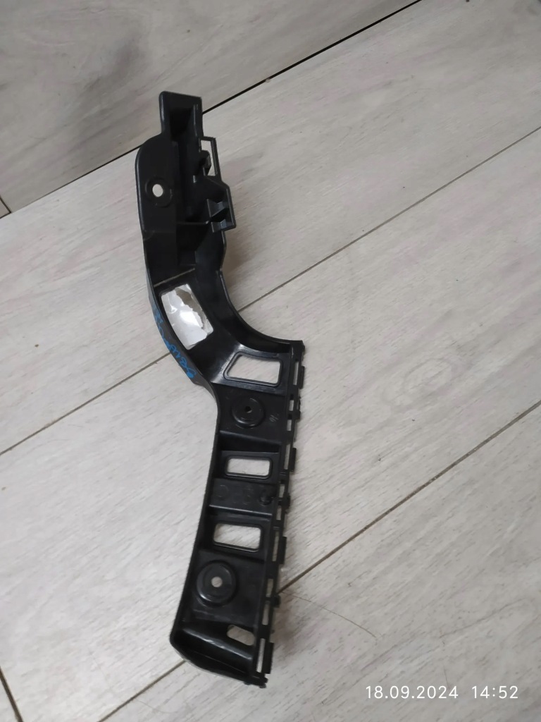 фото №2, 9816. vw up направляющая бампер левый задняя 1s6807393d