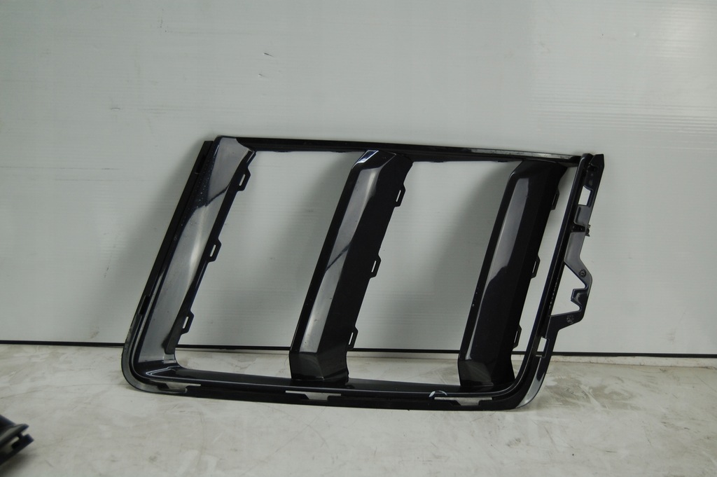 фото №1, Спойлер диффузор решётка бампер audi r8 ii 2016-020