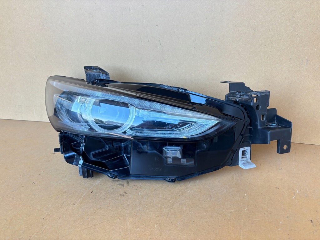 Купити Фара full led правий перед mazda 6 18-21