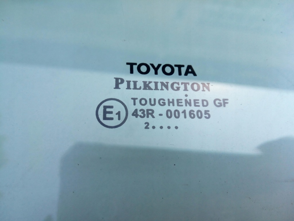 фото №5, Скло toyota avensis t27 перед