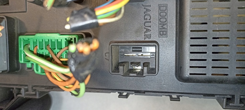 фото №7, Коробка предохранителей jaguar x-type 2.0 d