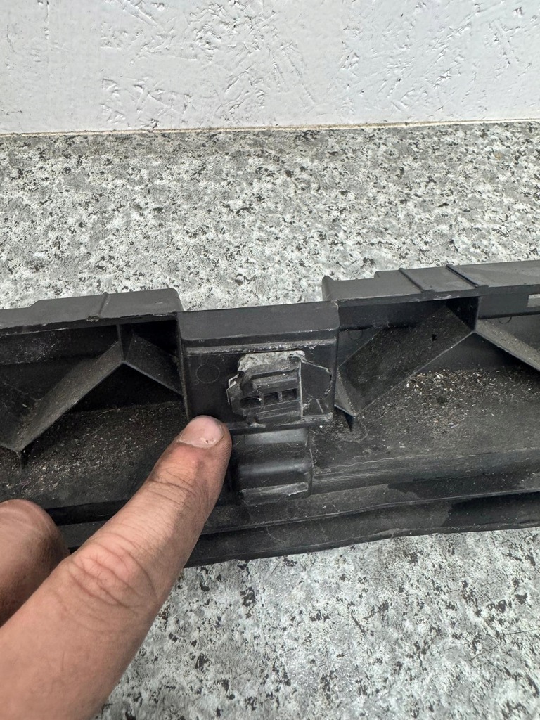 фото №6, Напрямна поріг правий перед volvo s90 ii 2017-2021 31386130