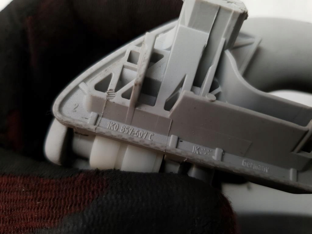 фото №6, Ручка кронштейн стельовий задня vw golf v