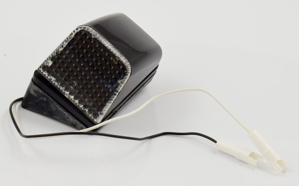 фото №1, Лампа габаритна козирок volvo fh білий права гумовий основа