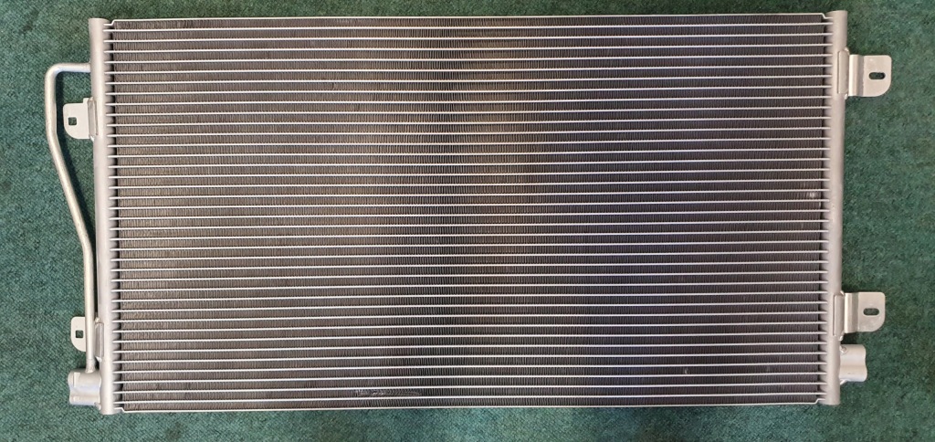 фото №1, Конденсатор кондиционера opel movano 98-10