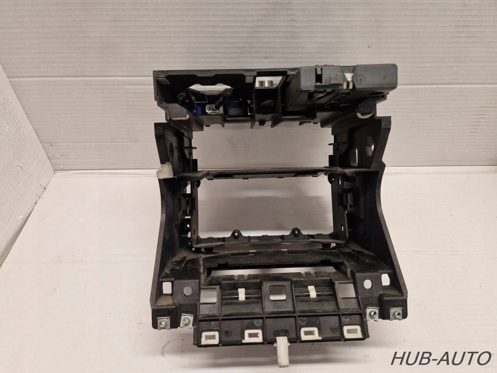 фото №9, Підсклянник рамка кишеня радіо кнопка аварійних audi a3 8p 8p0858005b