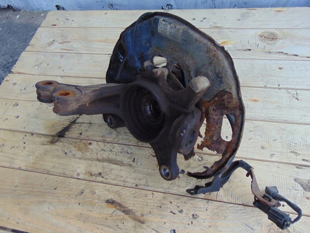 фото №3, Поворотный кулак ступица правая перед toyota iq 1.0