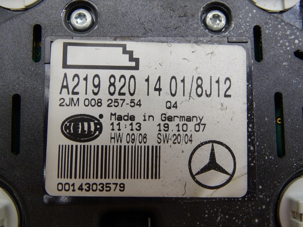 Фара обшивки стелі освітлення внутрішня a2198201401 mercedes cls c219 w219 Недорого