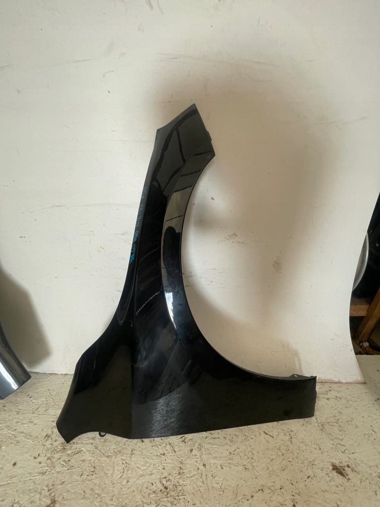 фото №1, Крила правий перед volvo s60 v60