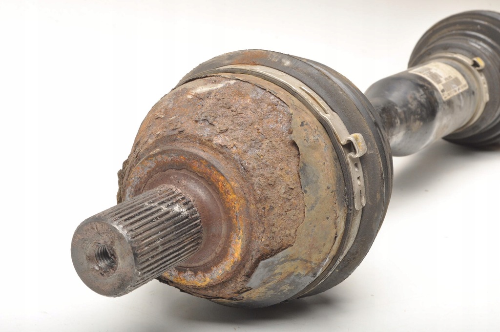 фото №7, Volvo xc60 i 2.4d d5 привідний вал ліва короткий 30783067