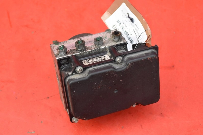 фото №6, Насос abs 8200756095 dacia sandero 1 i 1.4 8v 75 km 08-12