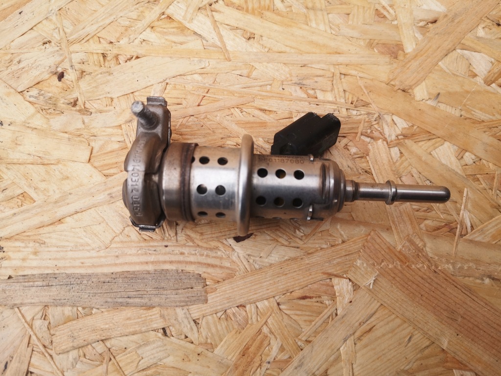 фото №1, Expert zafira proace форсунка adblue 9801187080