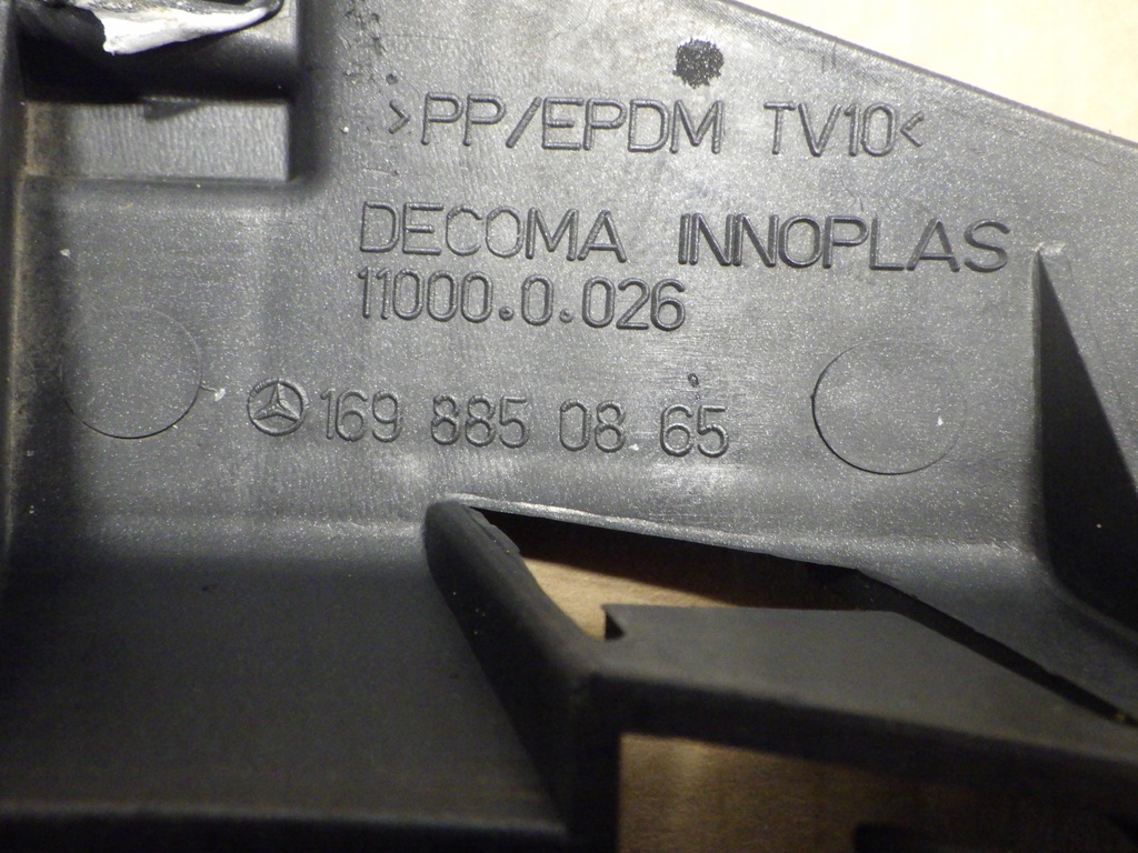 фото №9, Кронштейн противотуманной фары правое mercedes w169 a1698850865