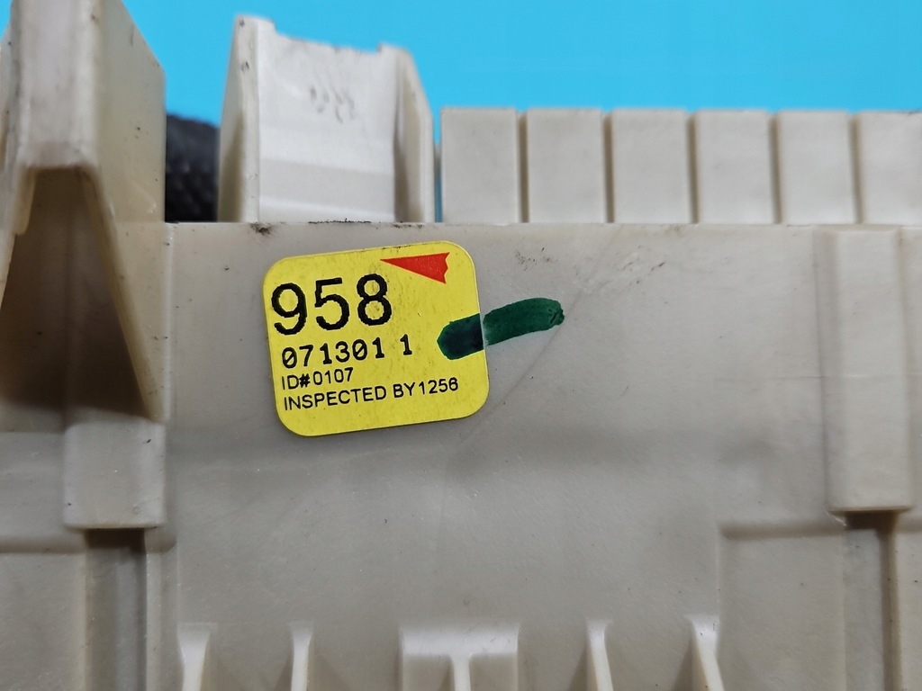 фото №8, Коробка запобіжників toyota camry vi xv30 01-06 82730-06040-a