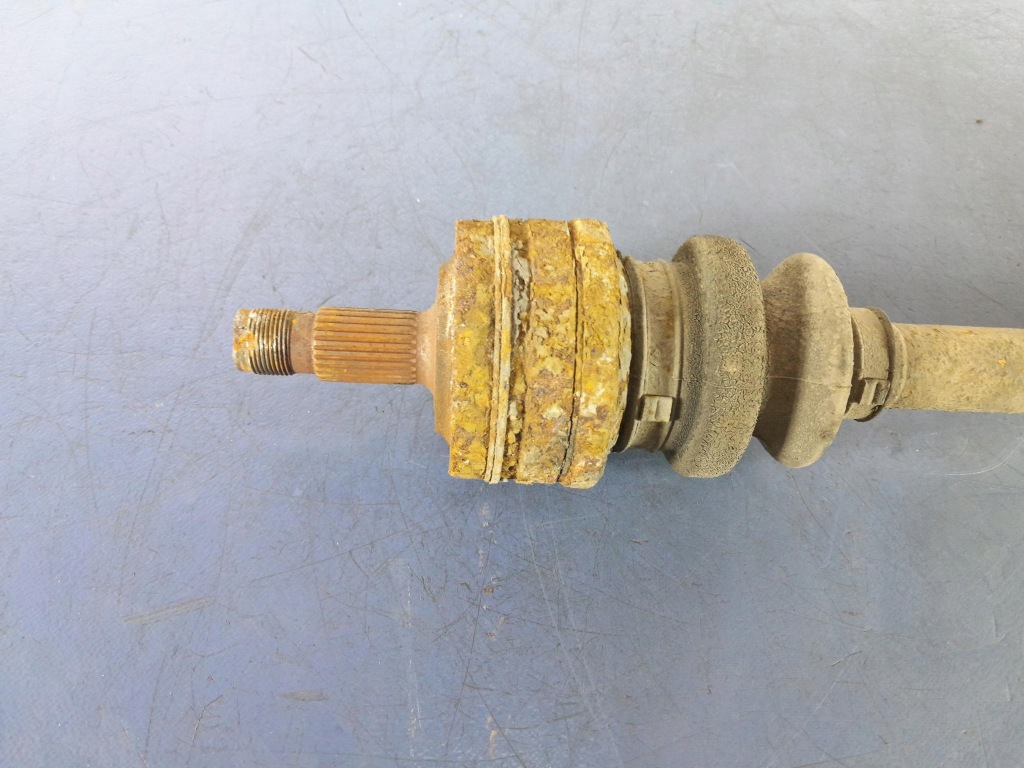 Mercedes w124 2.5d приводной вал правая задняя Цена