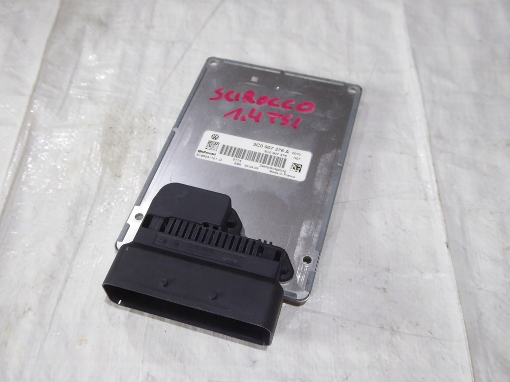 фото №1, Блок керування модуль активованого підвіска vw scirocco