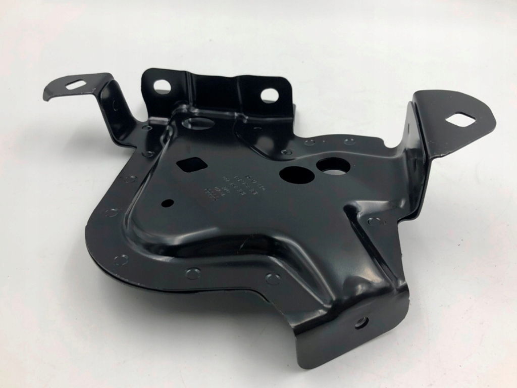 фото №7, Напрямна кронштейн кронштейн крила правий перед do audi e-tron 4ke821150