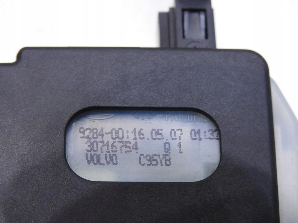 фото №9, Привод крышка заливной топлива volvo v50 lift