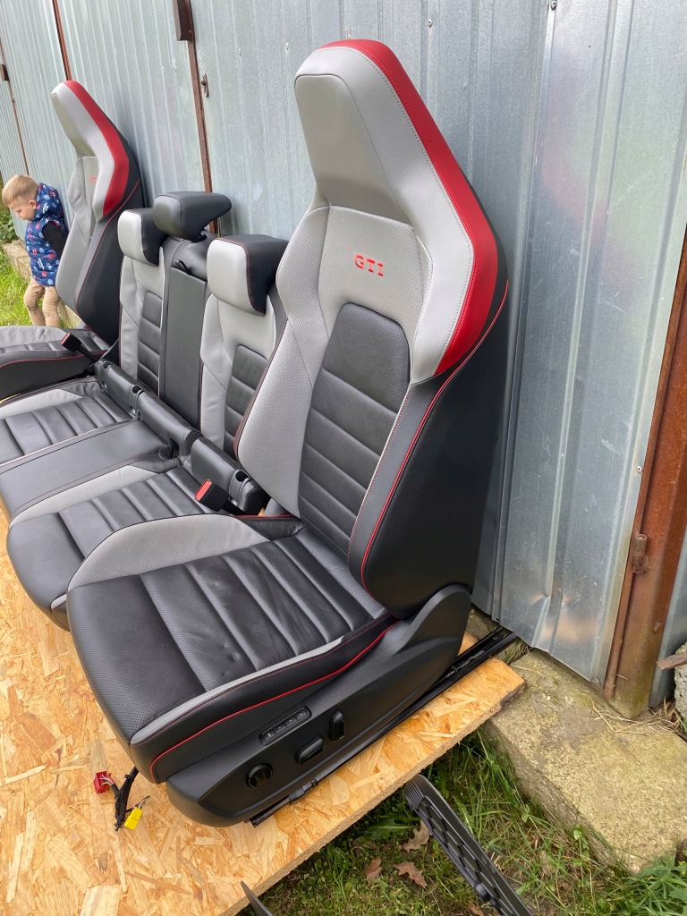 фото №8, Сиденья заднее сиденье обшивки туннель golf 8 gti clubsport кожа электрика !!!