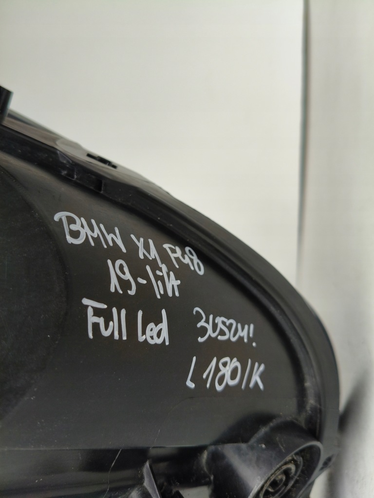 Фара правый  фара bmw x1 f48 19- рестайлинг  full led Доставка