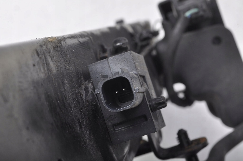 фото №8, Opel zafira c iii pas передній підсилювач