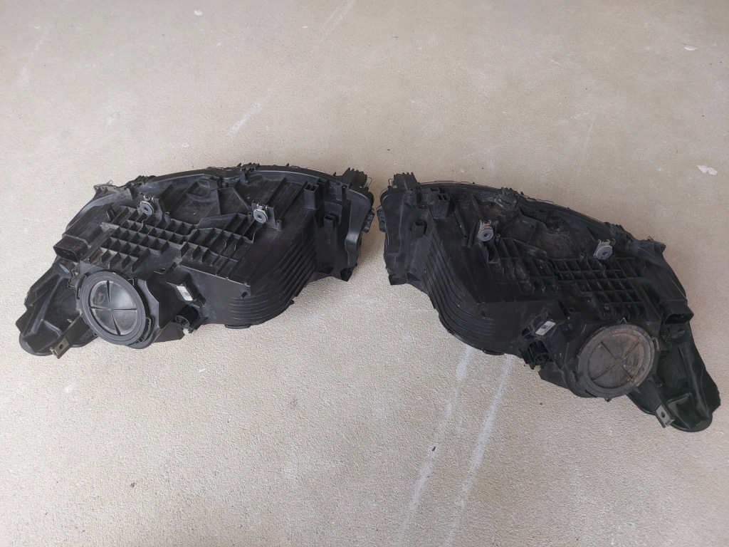 Фара фара bmw f34 обычная h7 правый  левая коплектная  европа с Разборки