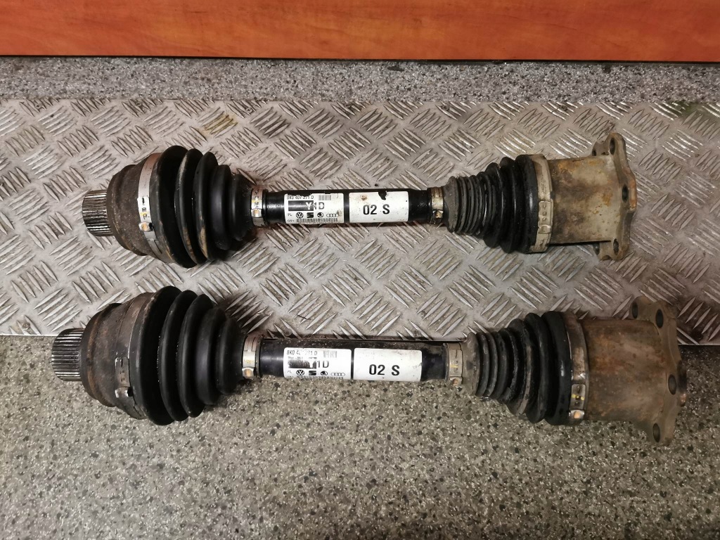 фото №1, Привідний вал ліва права перед audi a5 3.0 оригінальний номер 8k0407271d