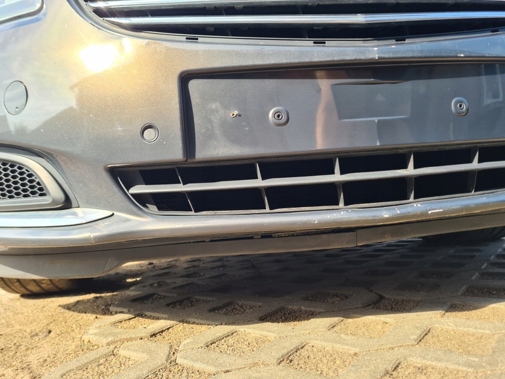 Бампер передній 4 pdc opel insignia a рестайлінг  z190 Київ