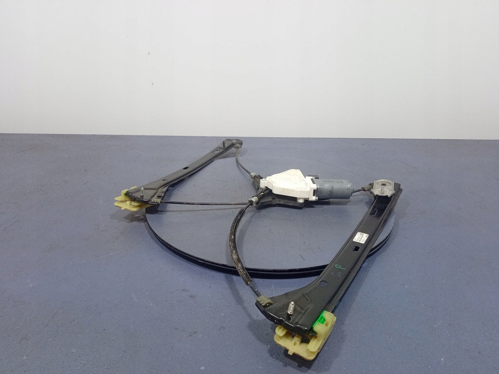фото №1, Vw passat b8 подъемник стекло перед левый передний 3g0837461c