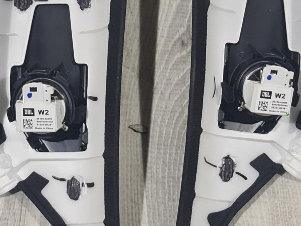 фото №5, Toyota rav4 v 2019- защита стойка динамик jbl