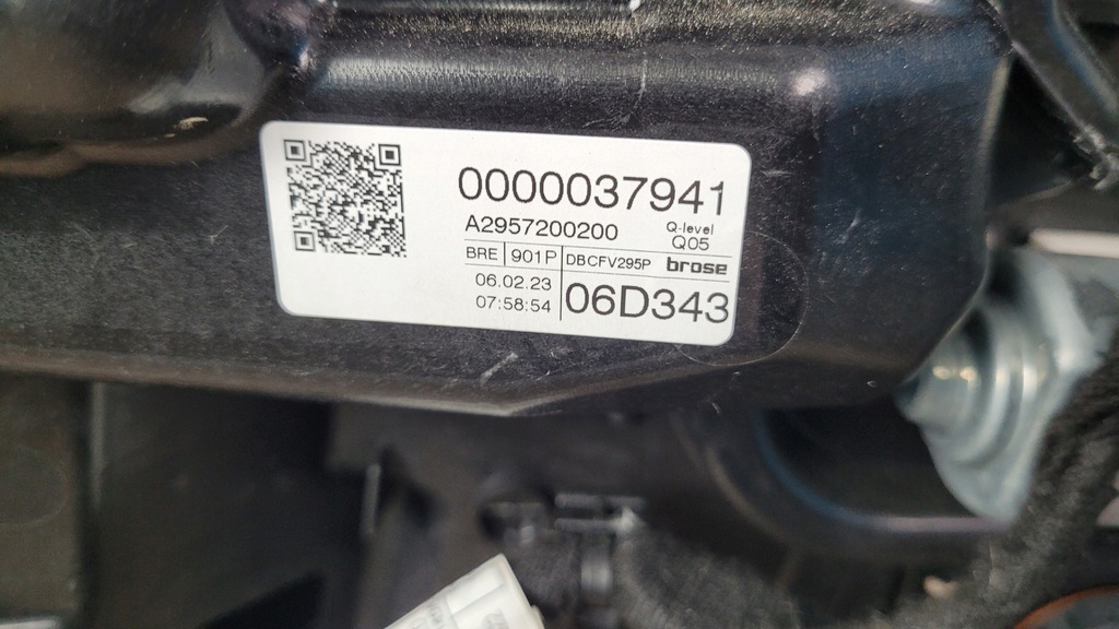 фото №12, Mercedes eqe w295 350+ 23r дверь правое перед a2957222400