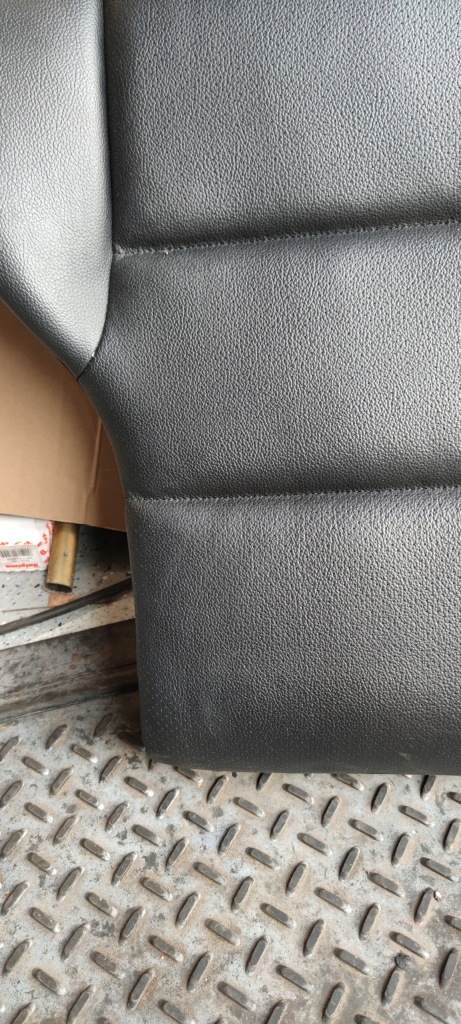 фото №5, Mercedes w203 спинка сиденье правое кожа kombi