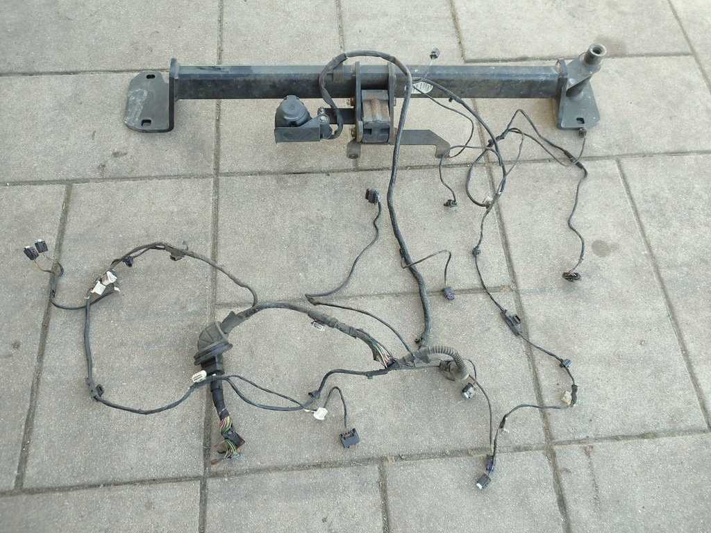 фото №9, Hak буксирувальний джгут bmw x1 f48 f49